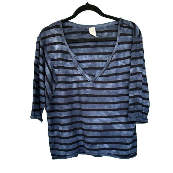 Free People We The Free Womens‎ Blue Head in The Clouds Striped Shirt Size XS - Picture 1 of 4